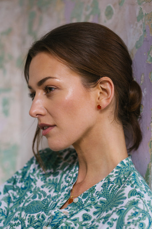 Gold Vermeil Round Studs in Red Onyx