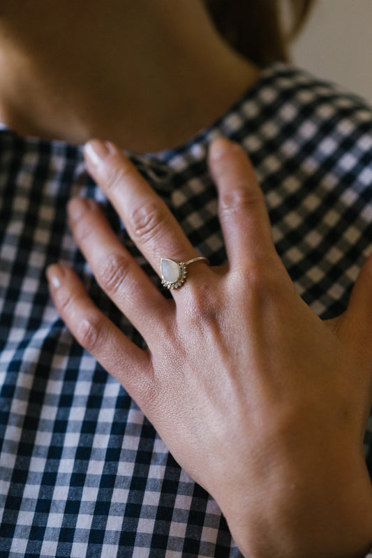 Sterling Silver Oval Crested Ring