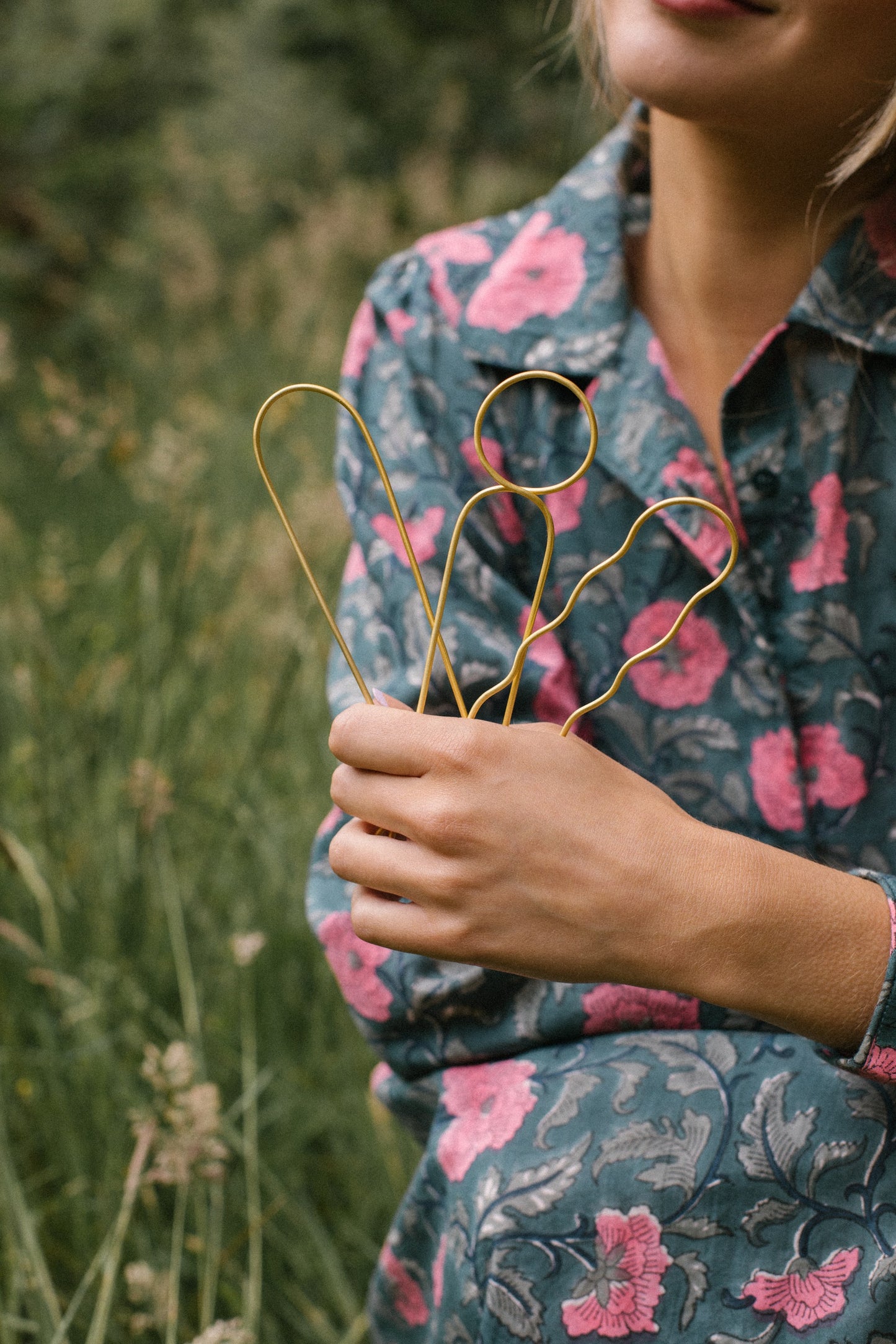 Bella Hair Pin - Straight