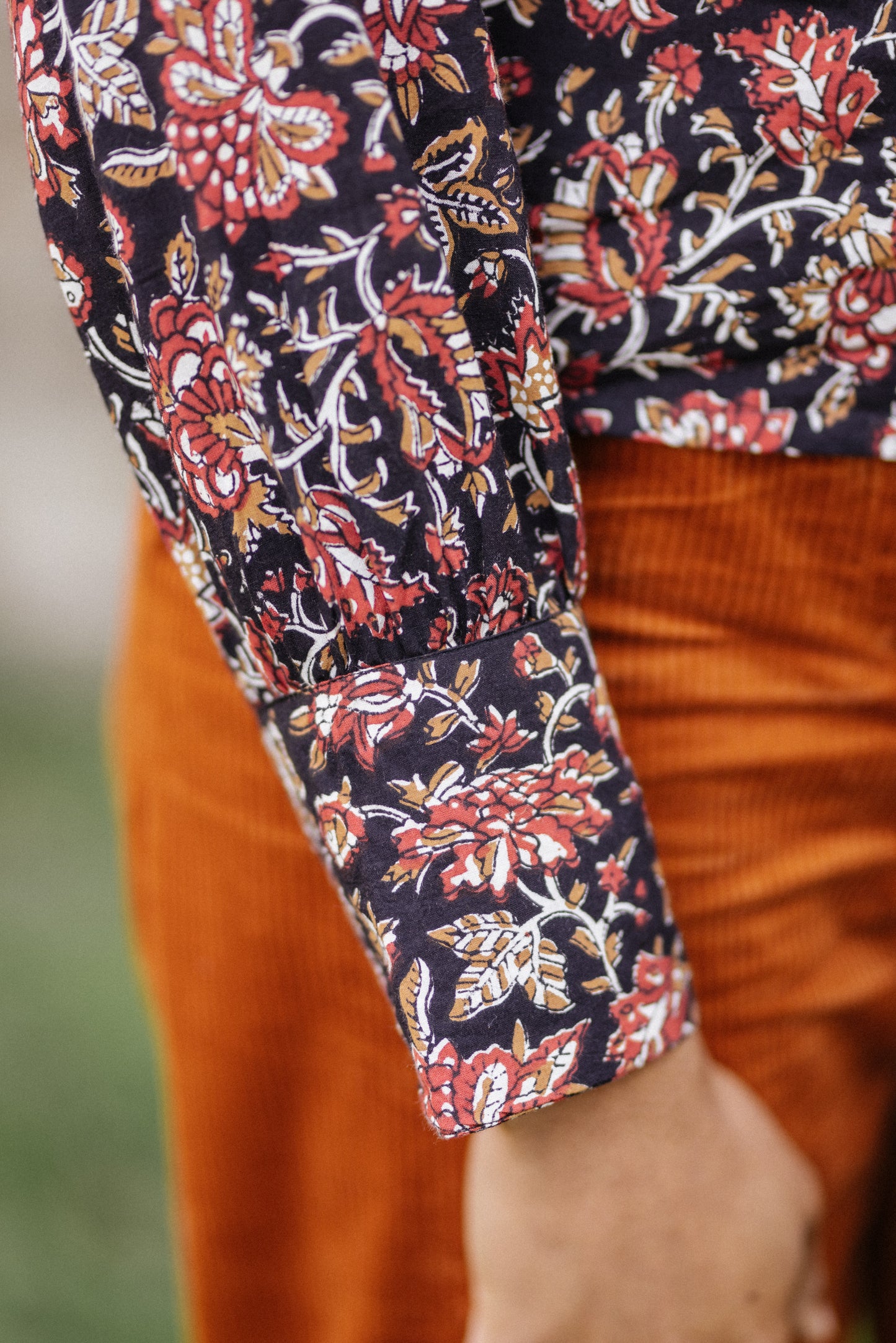Fleur Blouse in Midnight & Burnt Sienna