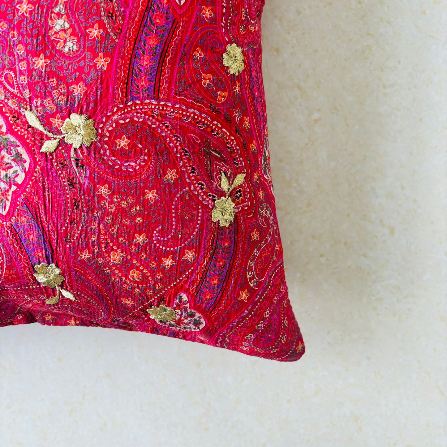 Sundar Embroidery Silk Cushion- 015