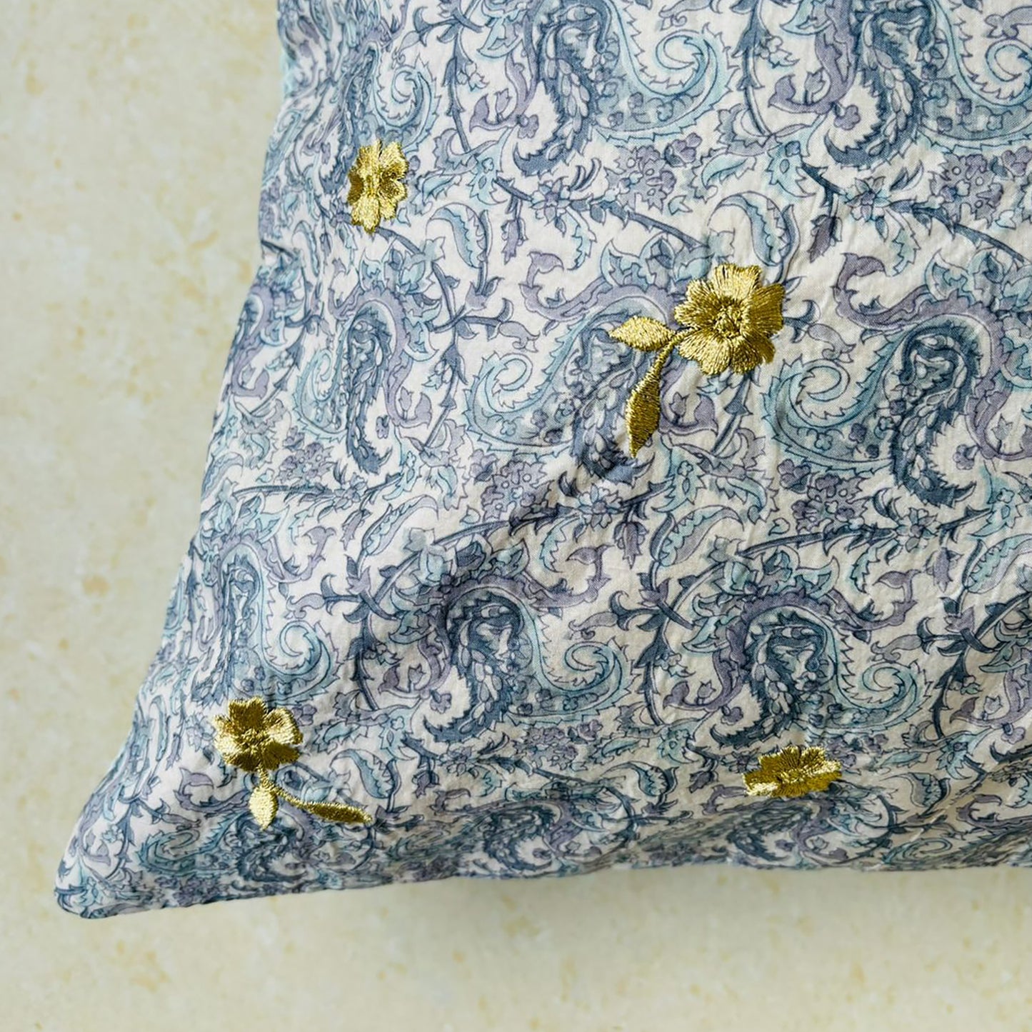 Sundar Embroidery Silk Cushion- 020