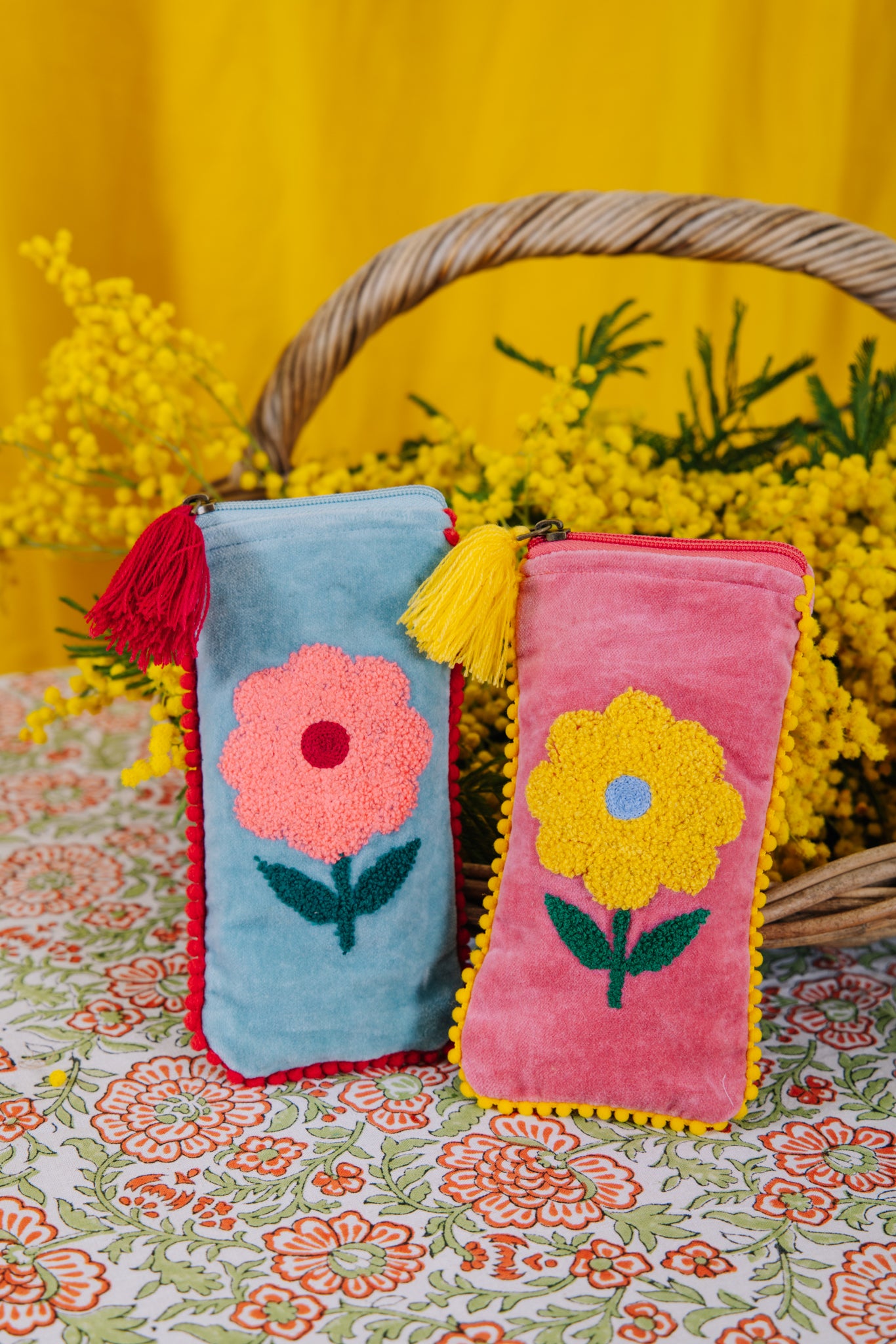 Velvet Flower Glasses Pouch - Pink & Yellow