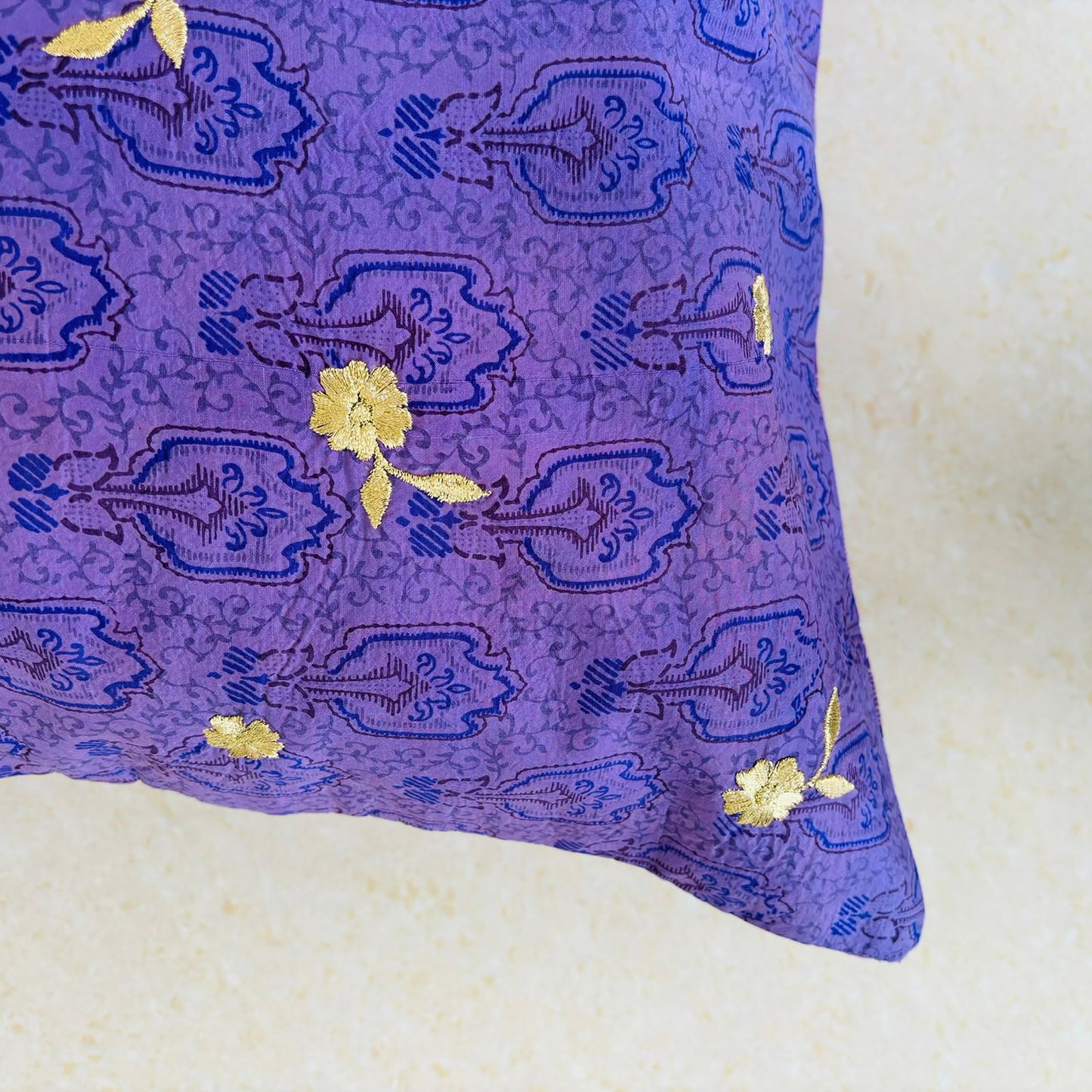 Sundar Embroidery Silk Cushion- 005