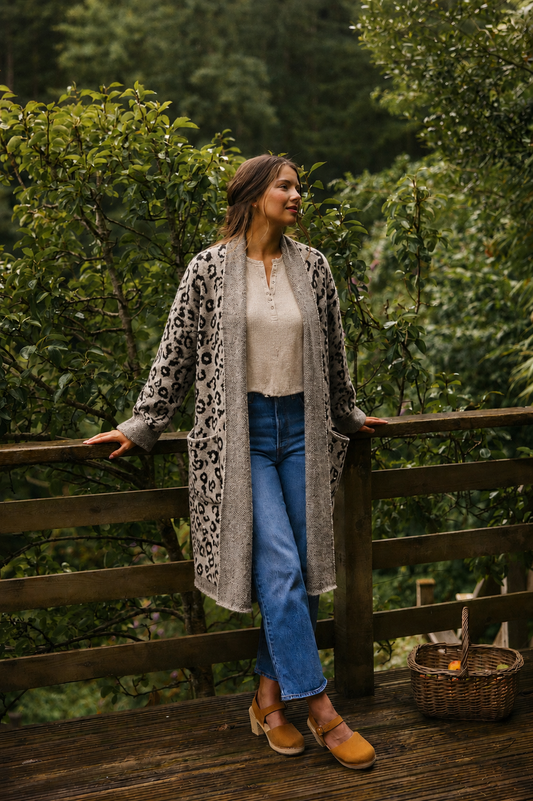 Soft Tweed Roll Collar Coatigan - Leopard Jacquard