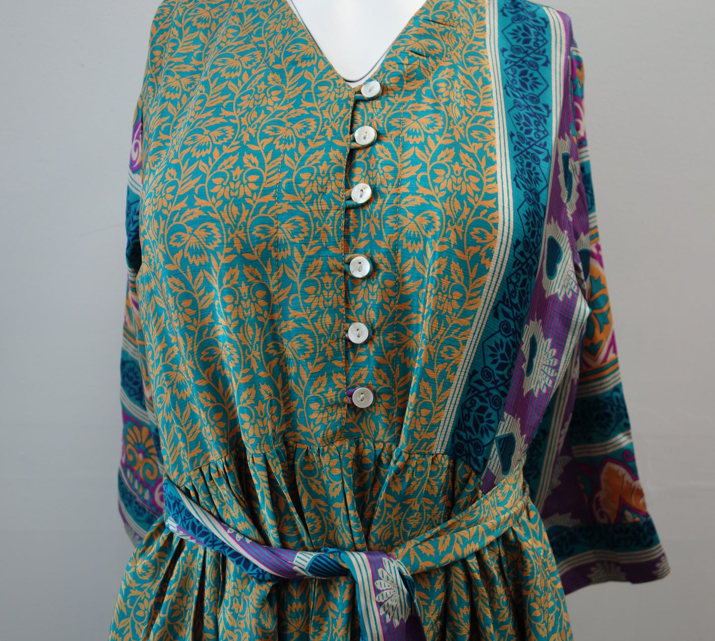 Prairie V-neck Silk Dress S - 006