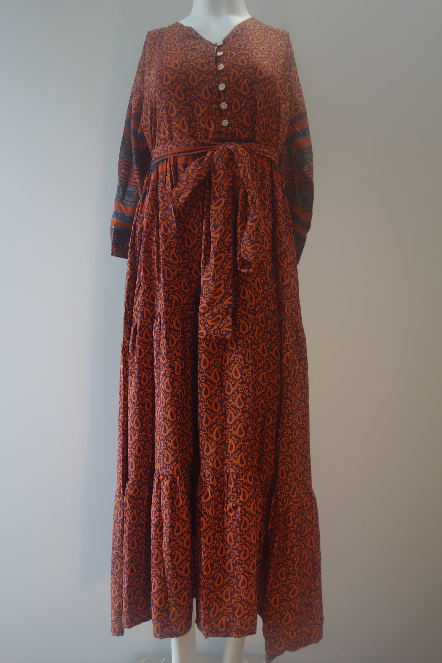 Prairie V-neck Silk Dress L - 050