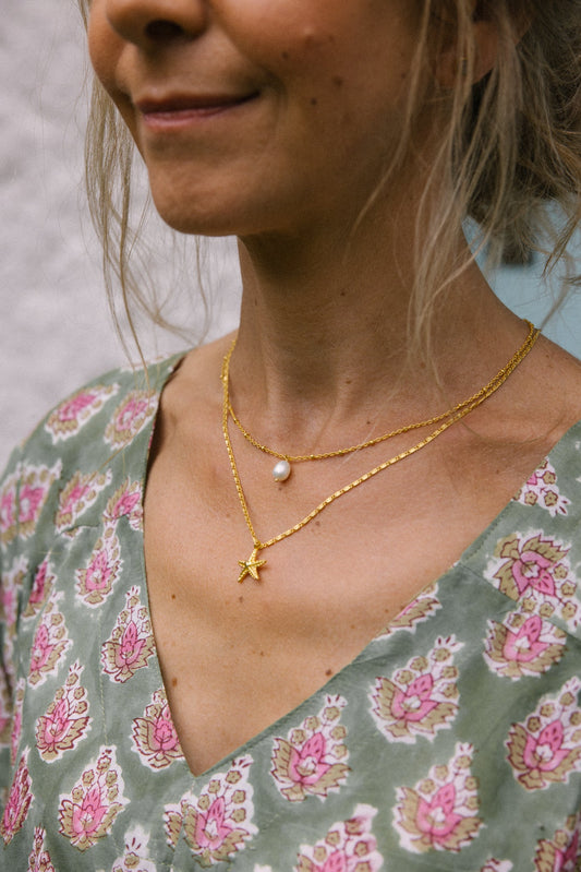 Star Fish & Pearl Charm Necklace - Gold