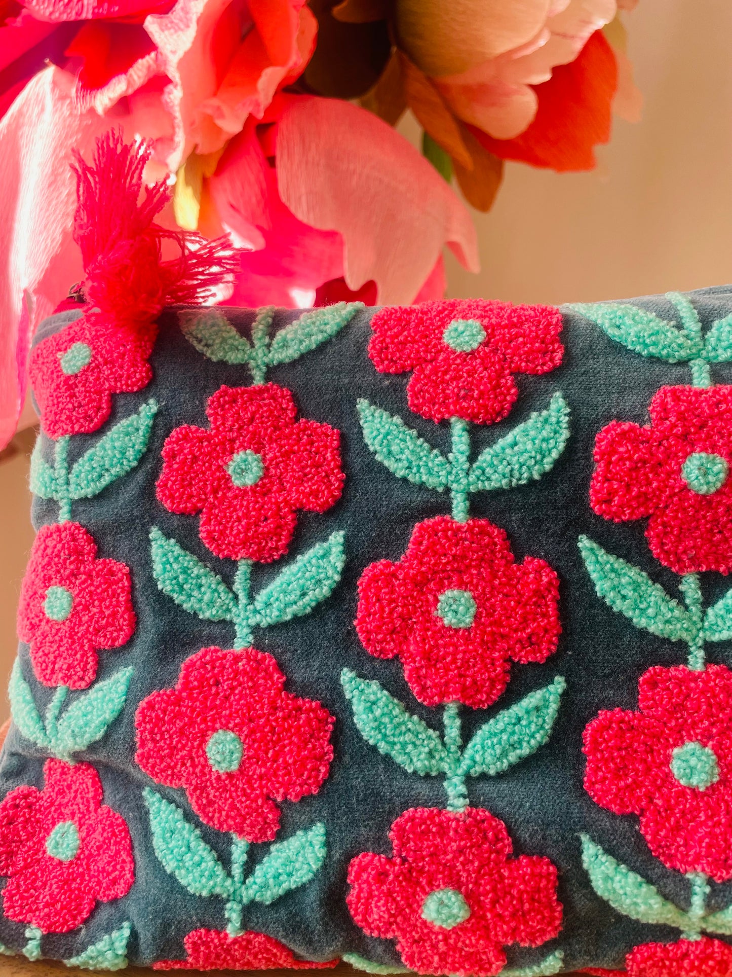 Rambling Flower Pouch - Pink/Aqua