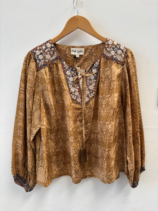 Lolita Embroidered Silk Blouse M - 017