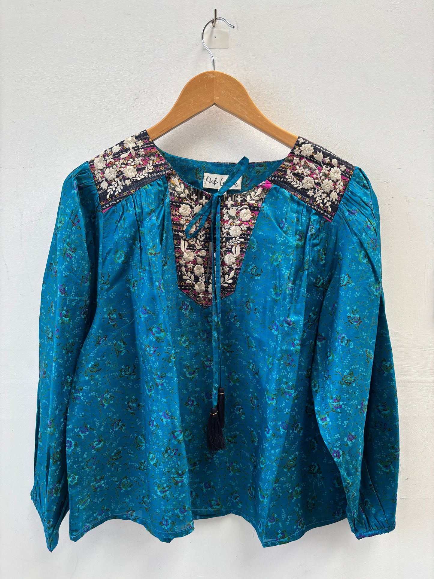 Lolita Embroidered Silk Blouse M - 021