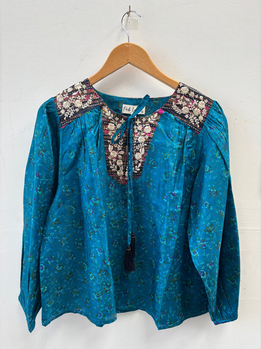 Lolita Embroidered Silk Blouse M - 021