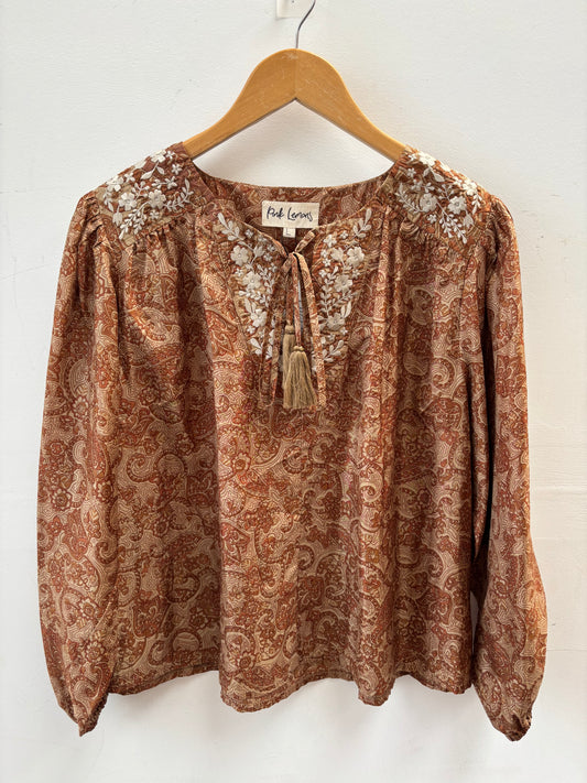 Lolita Embroidered Silk Blouse L - 195