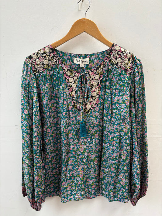 Lolita Embroidered Silk Blouse XL - 194