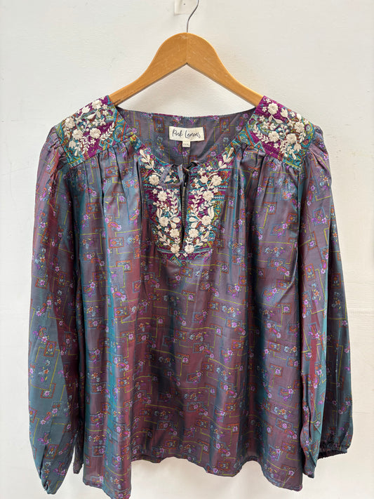 Lolita Embroidered Silk Blouse XXXL - 193