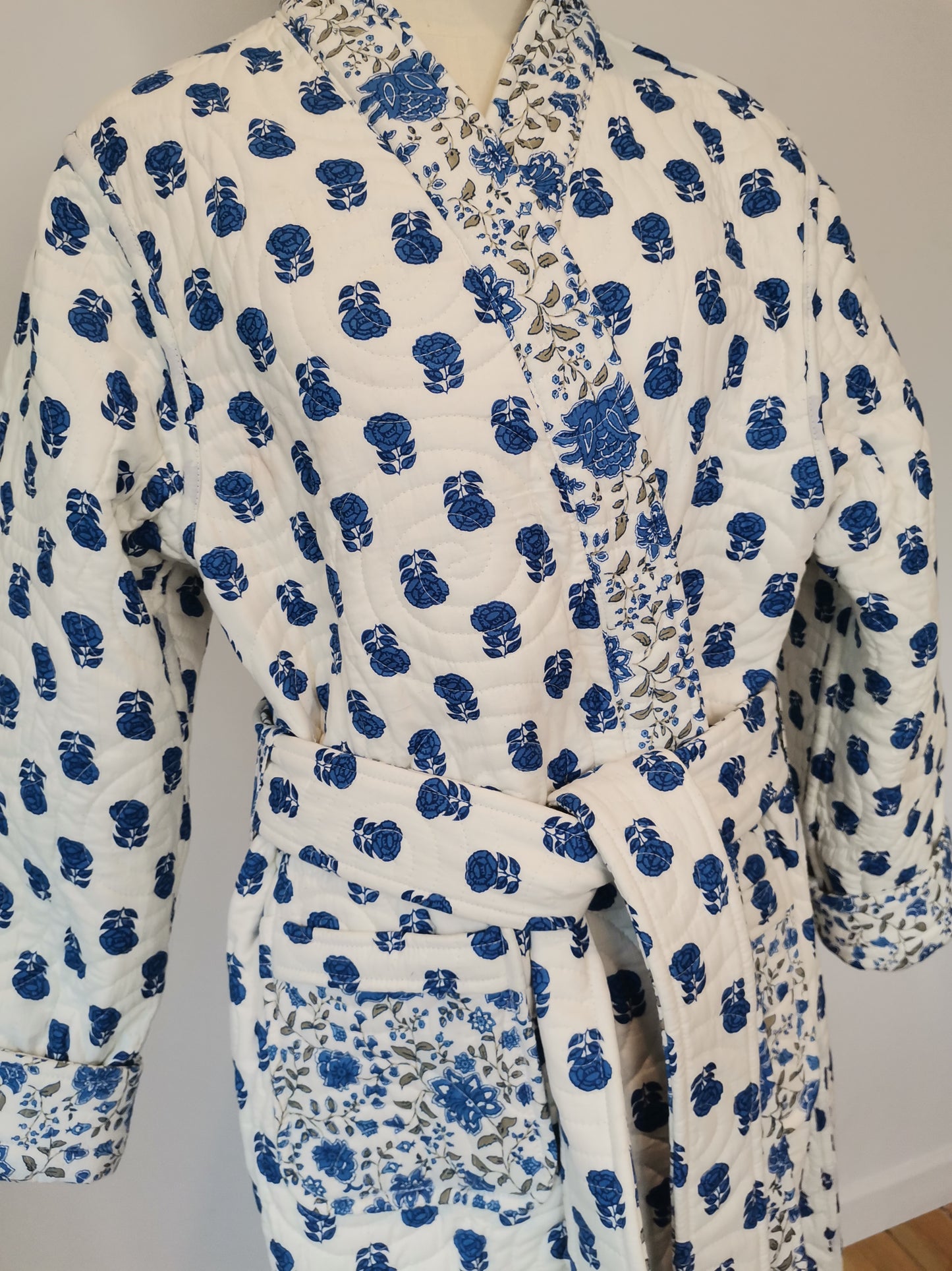 Reversible Quilted Dressing Gown Sample - Blue Floral