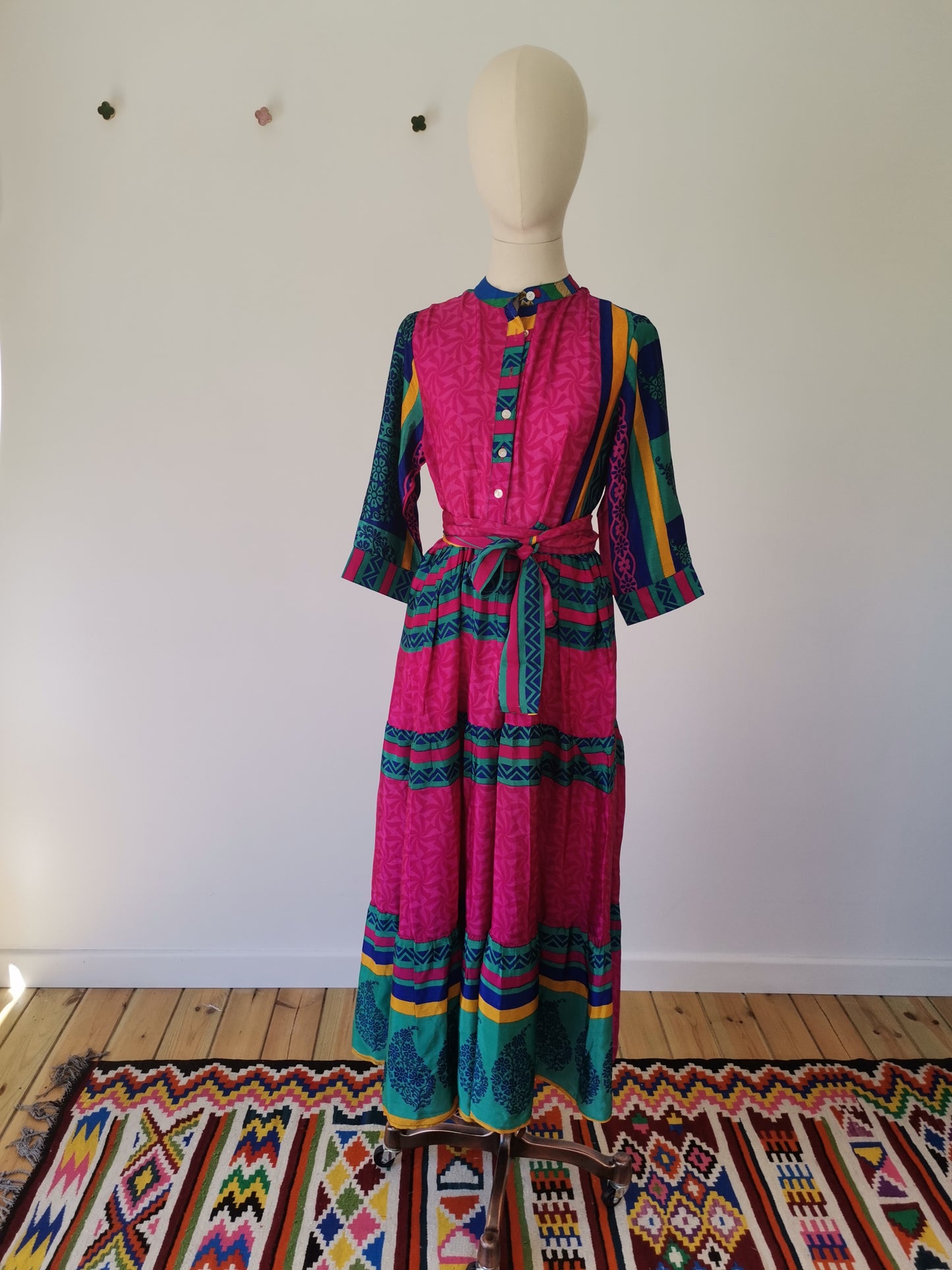 Prairie Round Neck Silk Dress 001 - S
