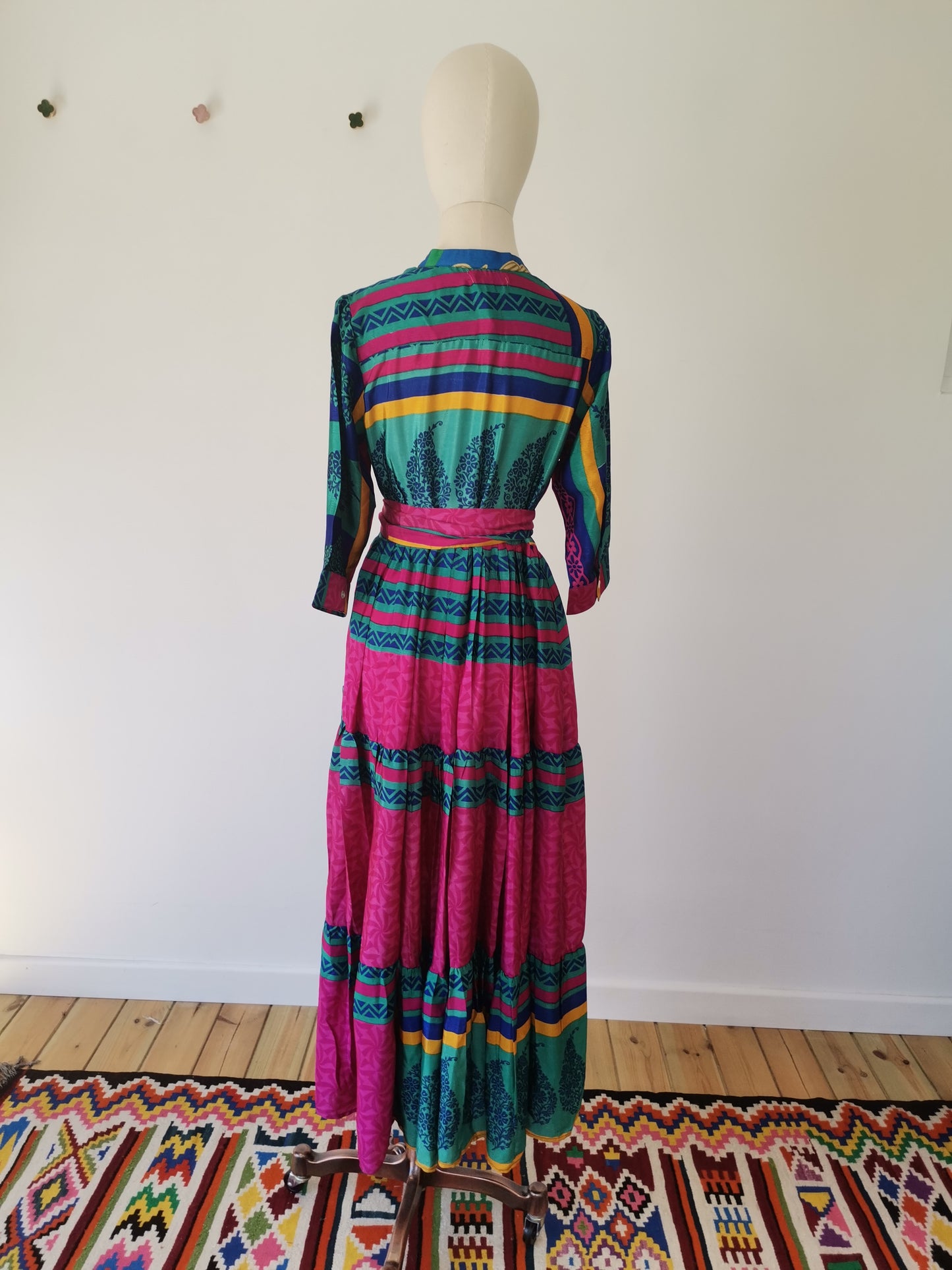 Prairie Round Neck Silk Dress 001 - S