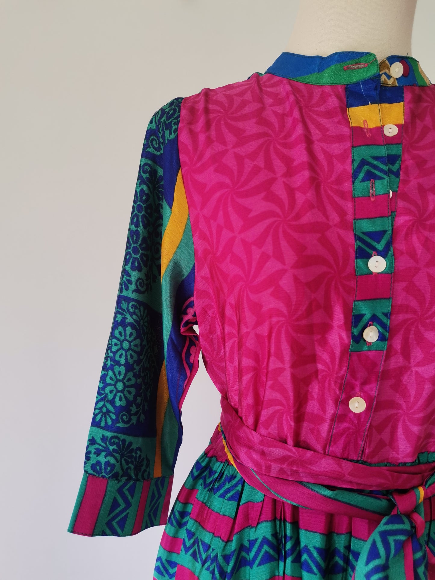 Prairie Round Neck Silk Dress 001 - S