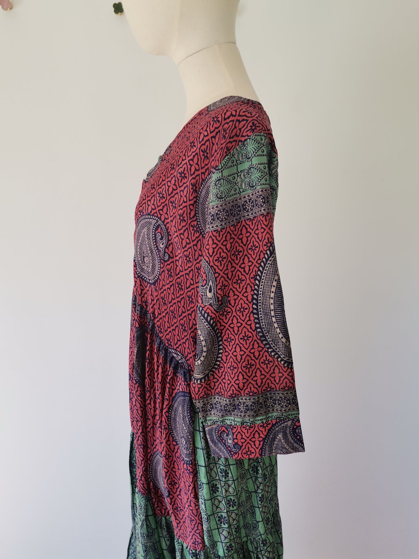 Prairie V-neck Silk Dress L - 039
