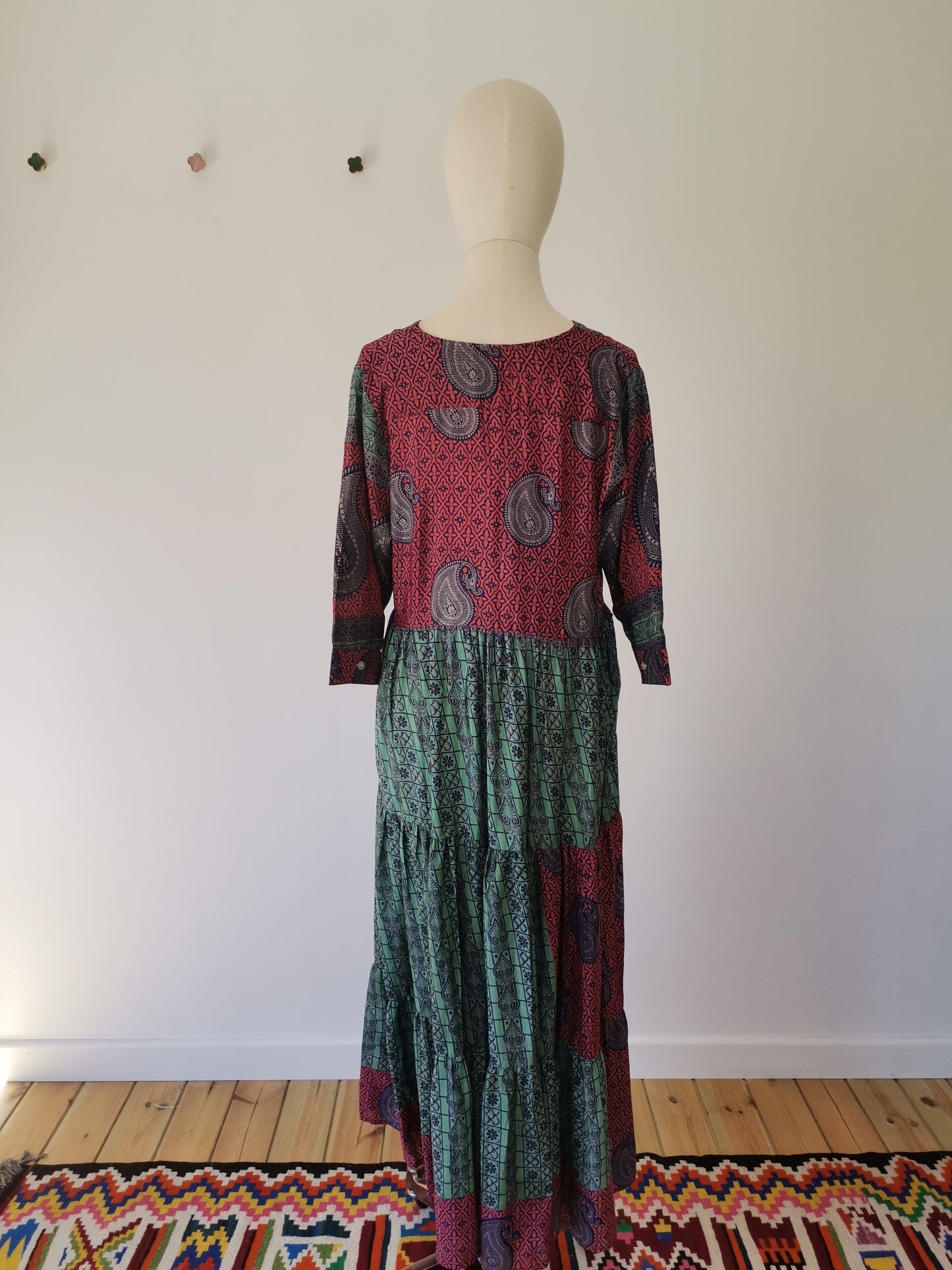Prairie V-neck Silk Dress L - 039