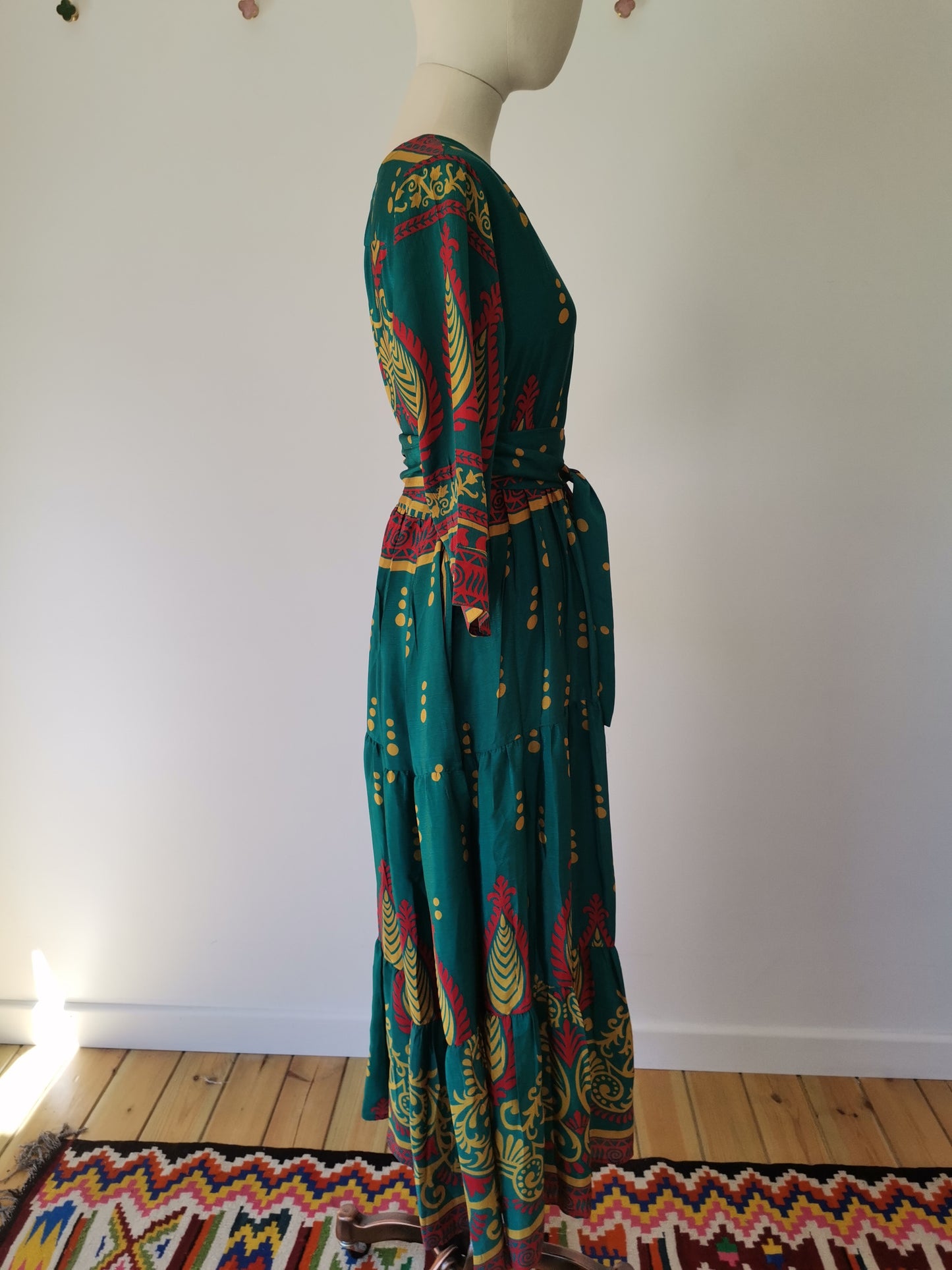 Prairie V-neck Silk Dress L - 036