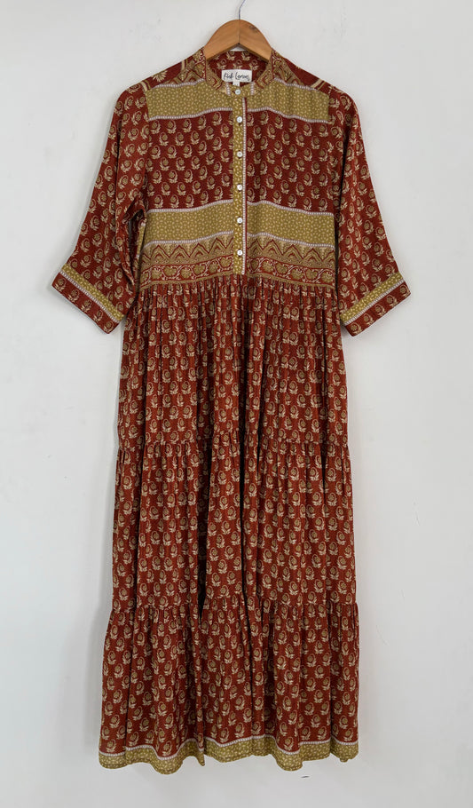 Prairie Round Neck Silk Dress 255 - M