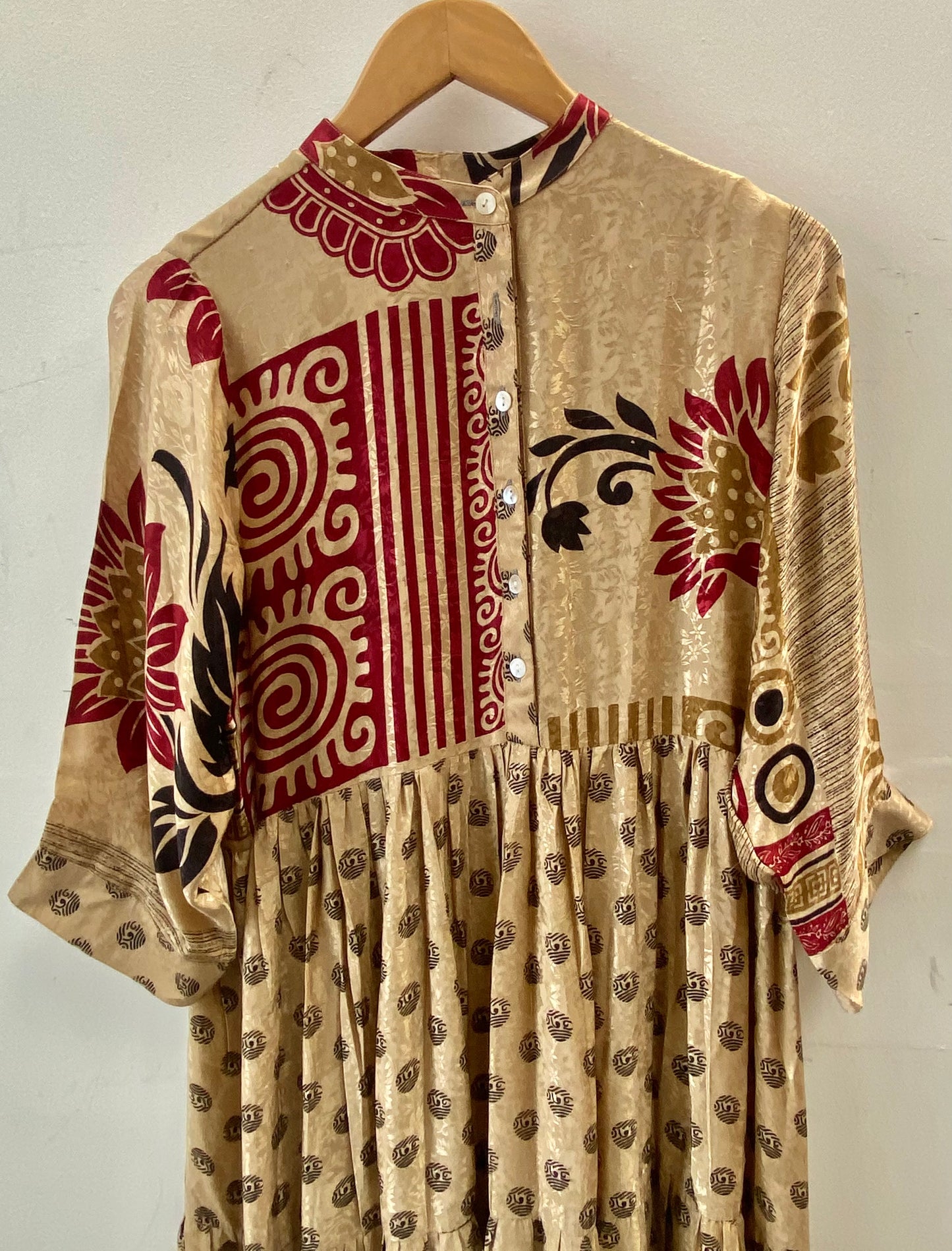 Prairie Round Neck Silk Dress S  - 031
