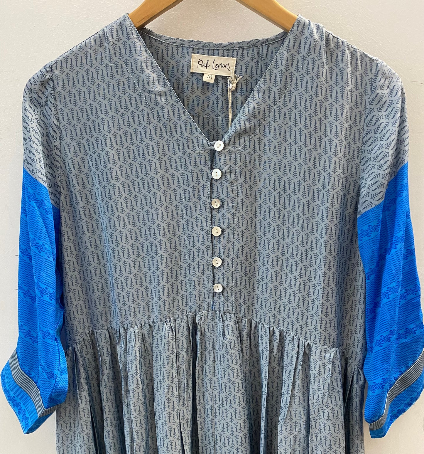 Prairie V-neck Silk Dress M - 044