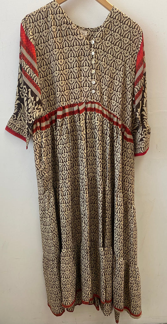 Prairie V-neck Silk Dress L - 056