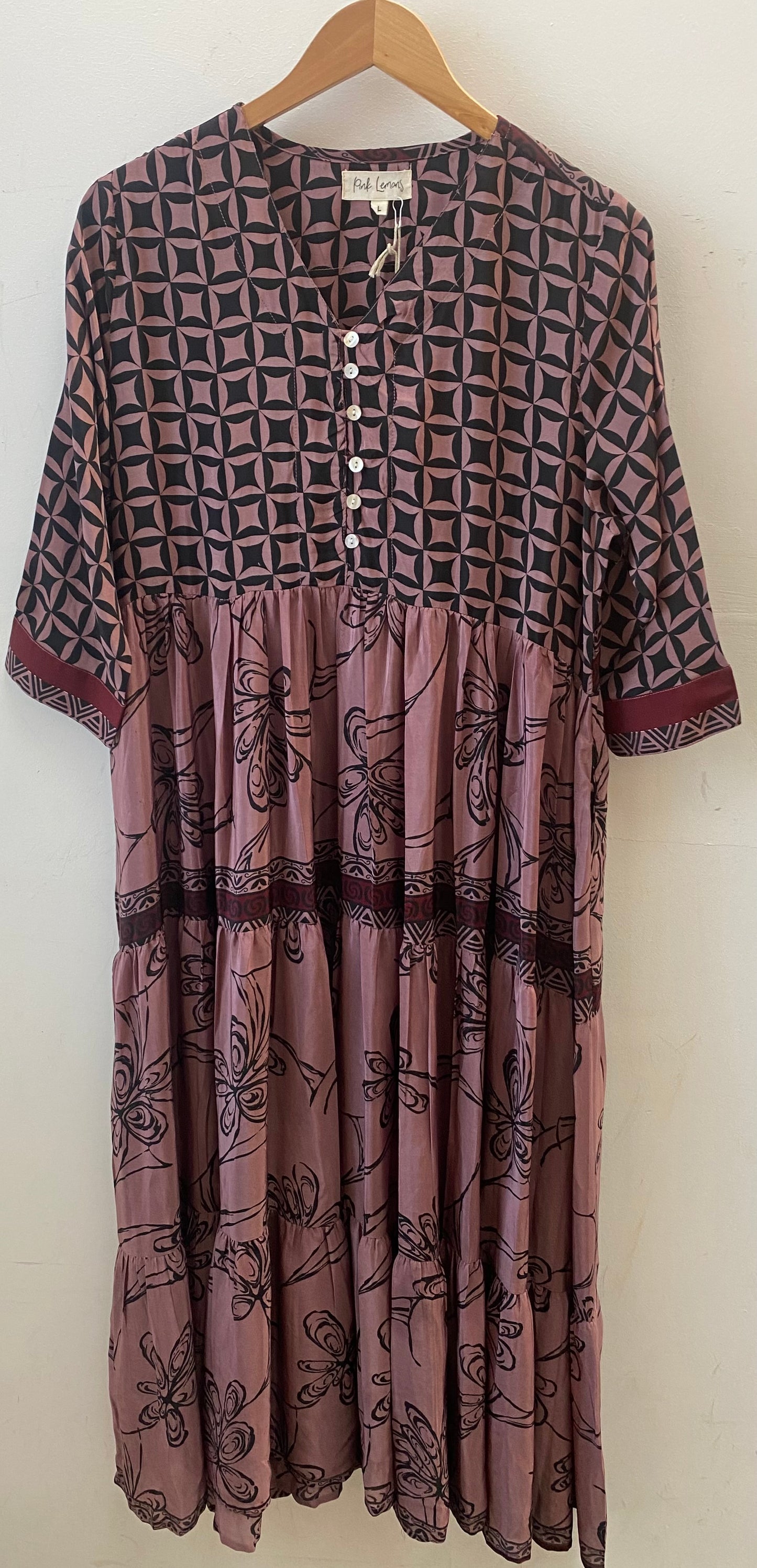 Prairie V-neck Silk Dress L - 055