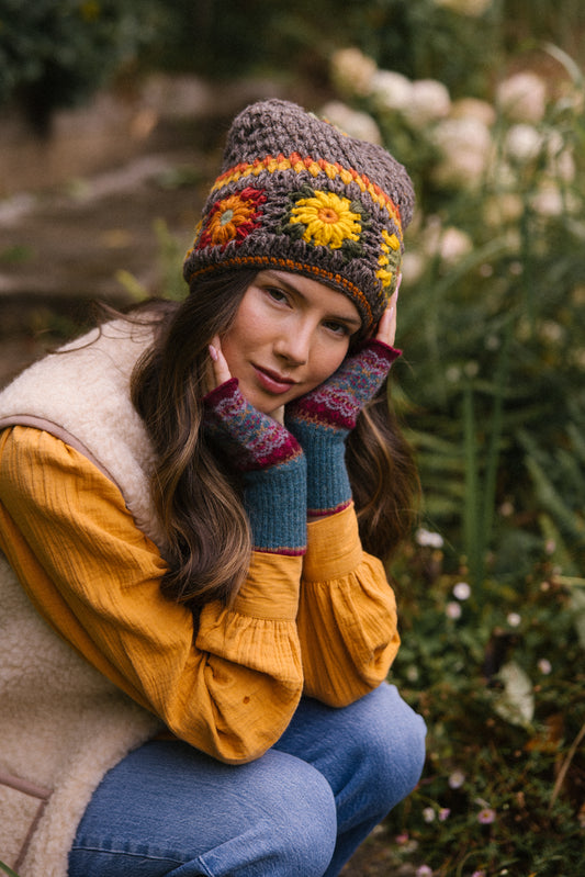 Woodstock Bobble Beanie - Earth