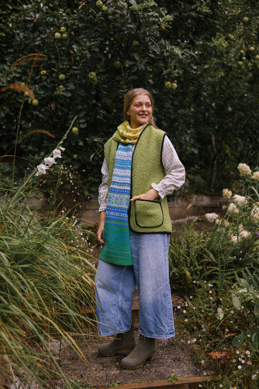 Wool Gilet - Pea Green