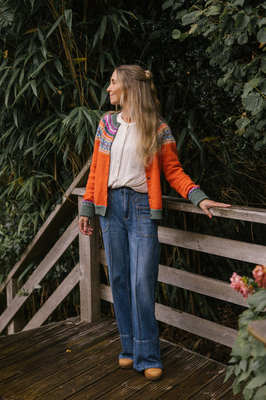 Alpine Short Cardigan in Bellarose