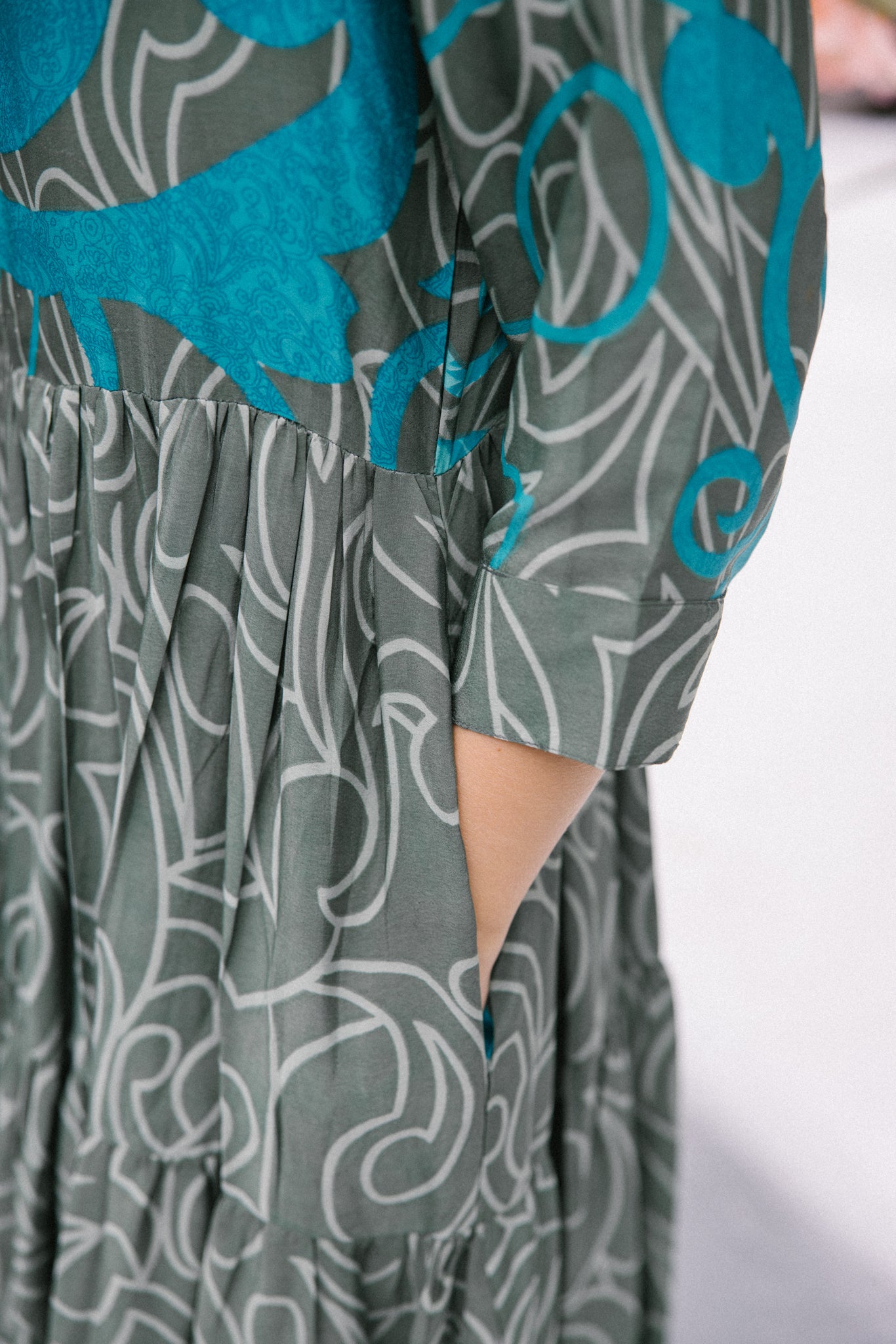 Prairie Round Neck Silk Dress S - 004