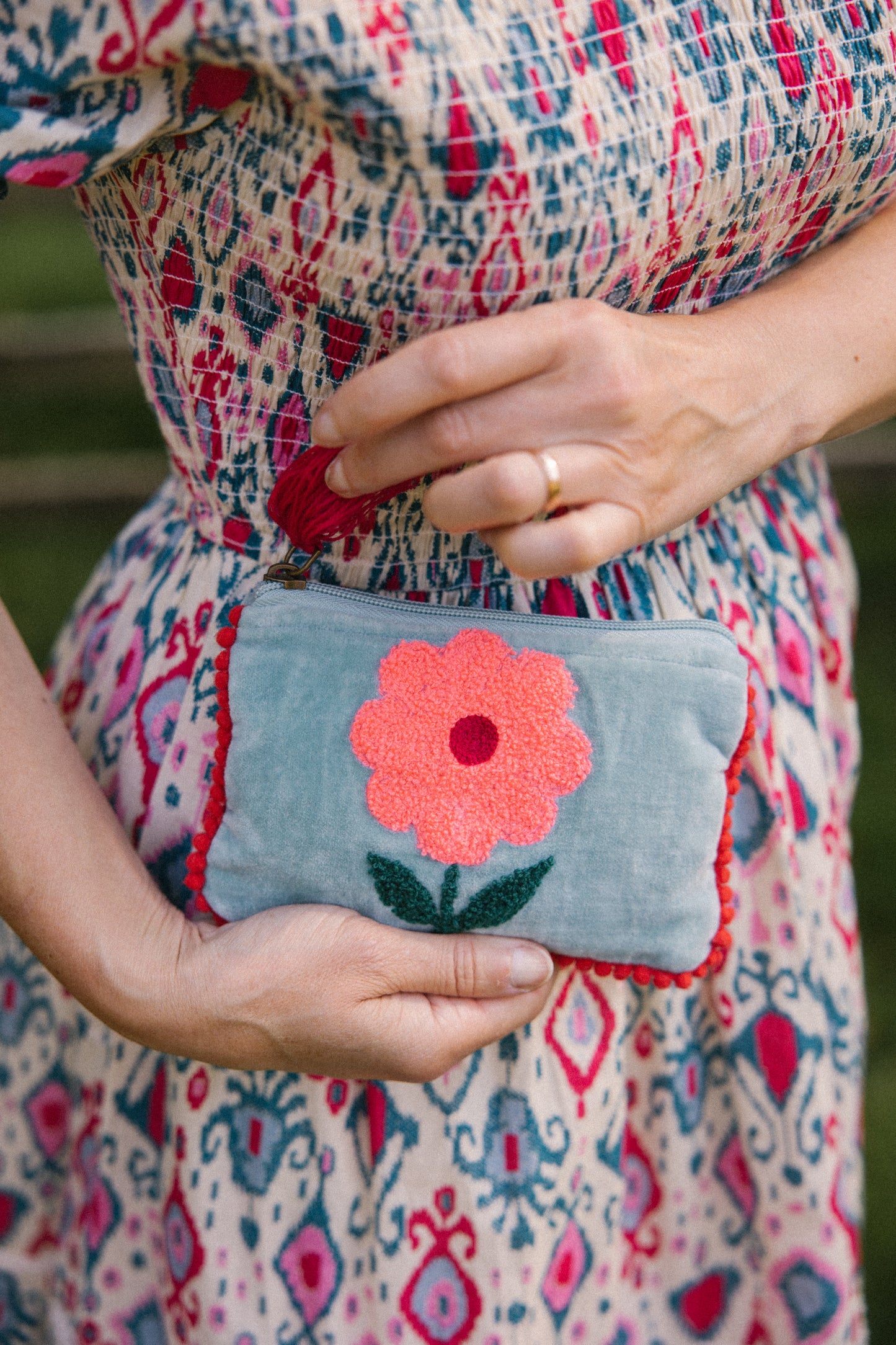 Velvet Single Flower Pouch in Aqua & Pink