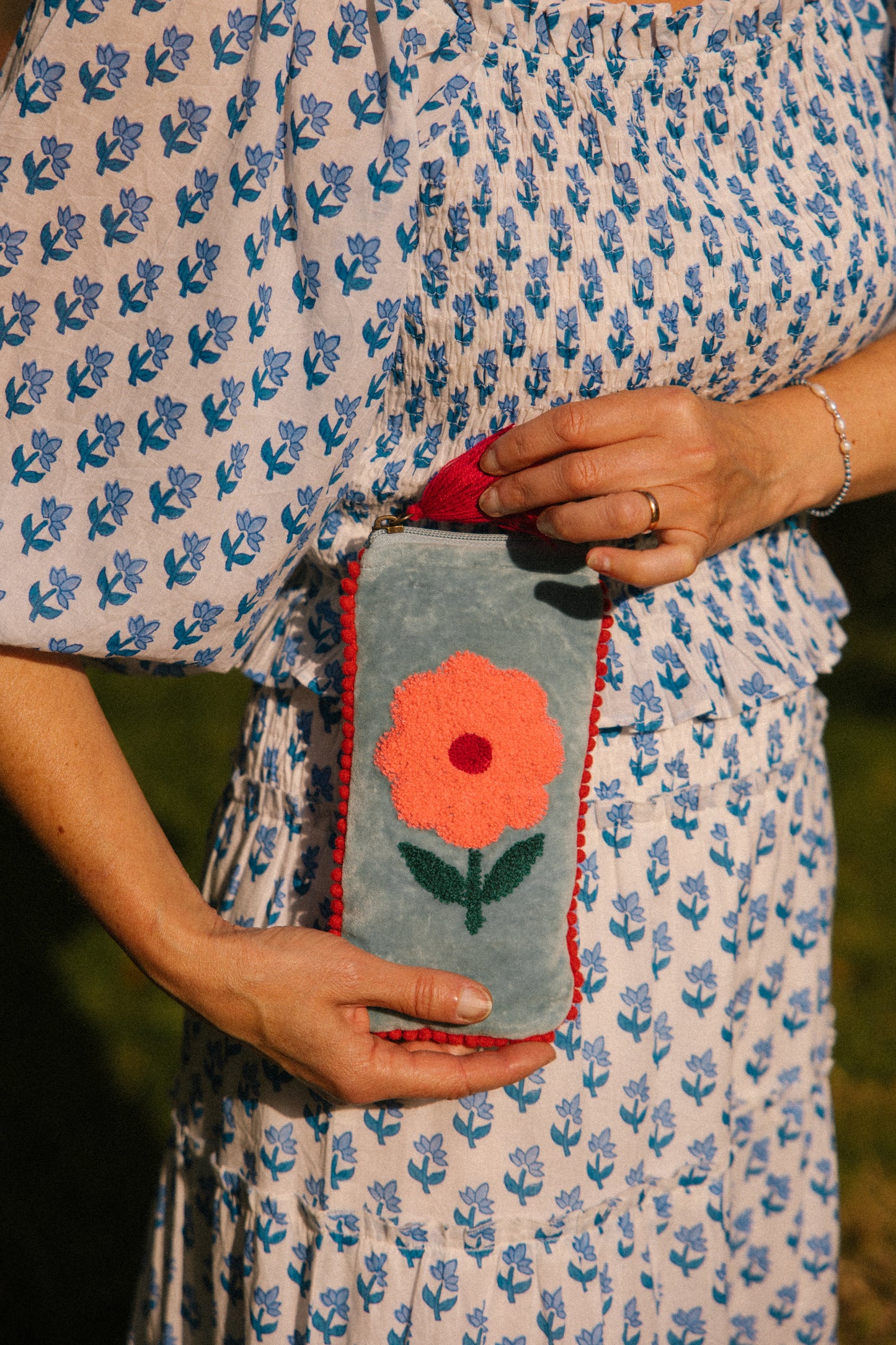 Velvet Flower Glasses Pouch - Aqua & Pink