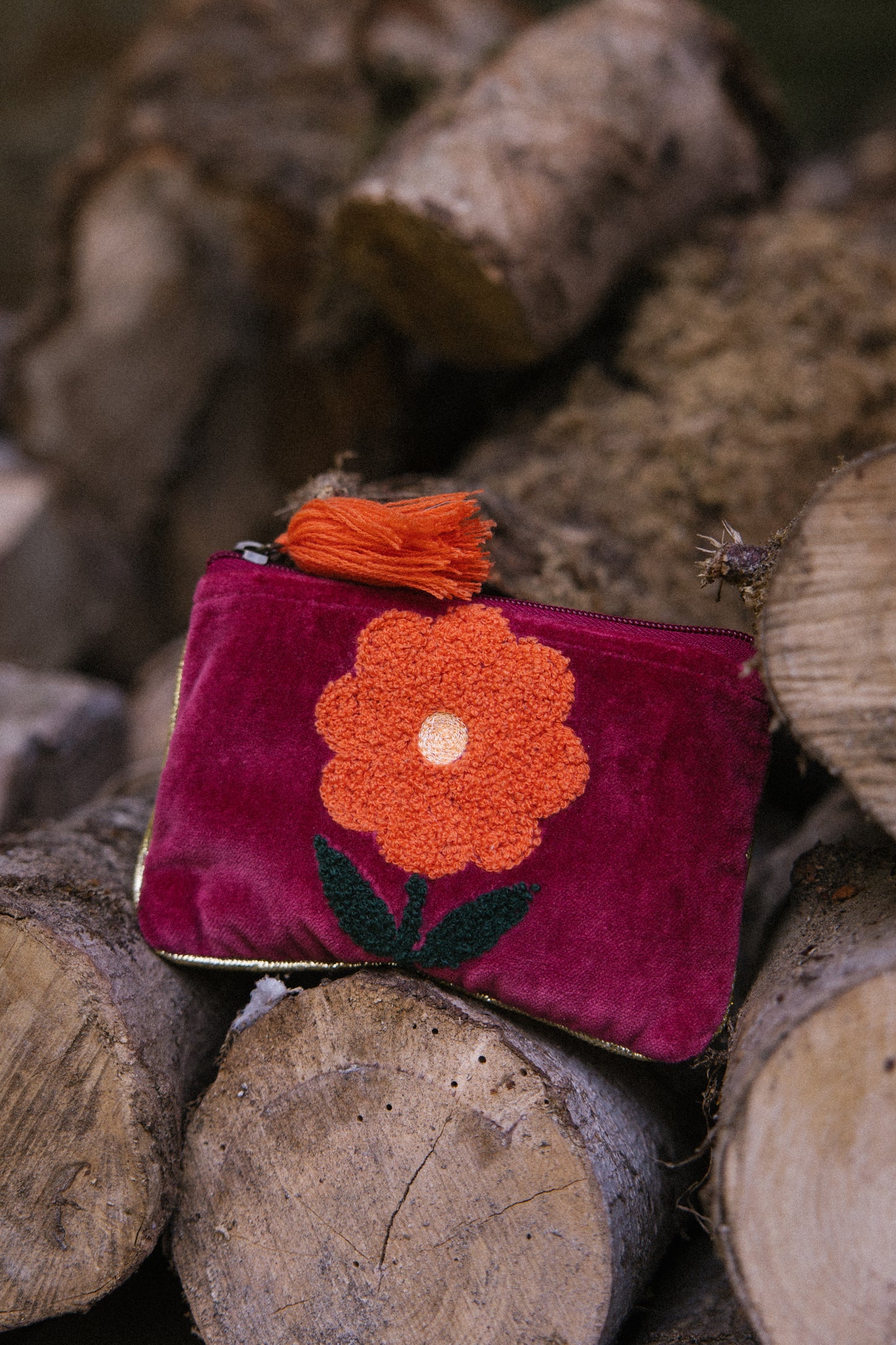 Velvet Single Flower Pouch in Burgundy