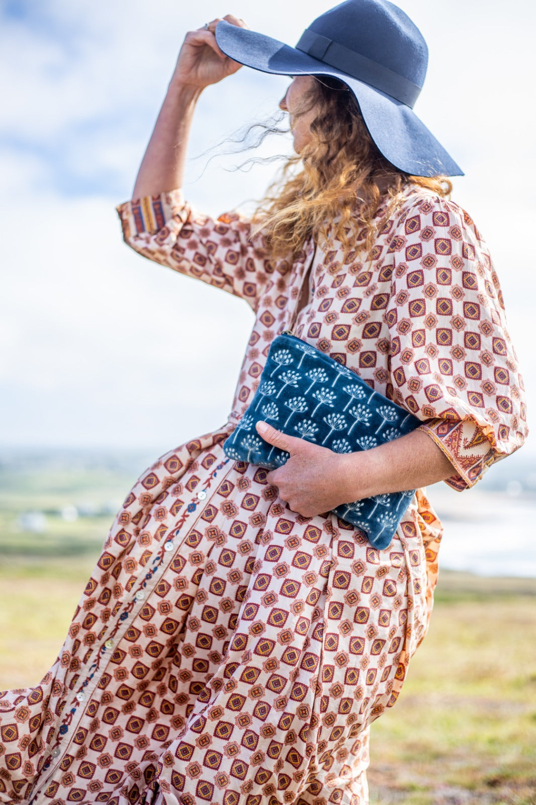 Velvet Thistle Pouch in Navy & Silver