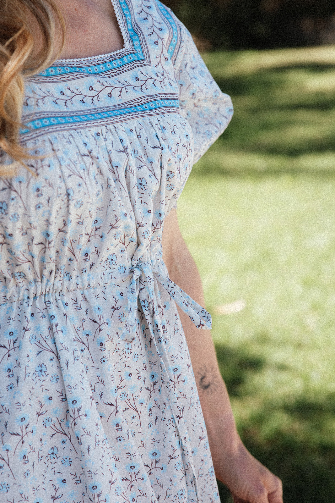 Flor del Camí Dress - Azul