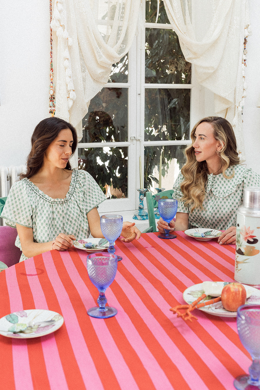 Tablecloth - Bouganvillea