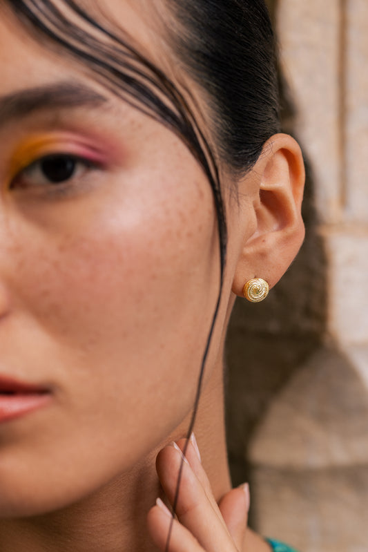 Shell Stud Earrings-Gold