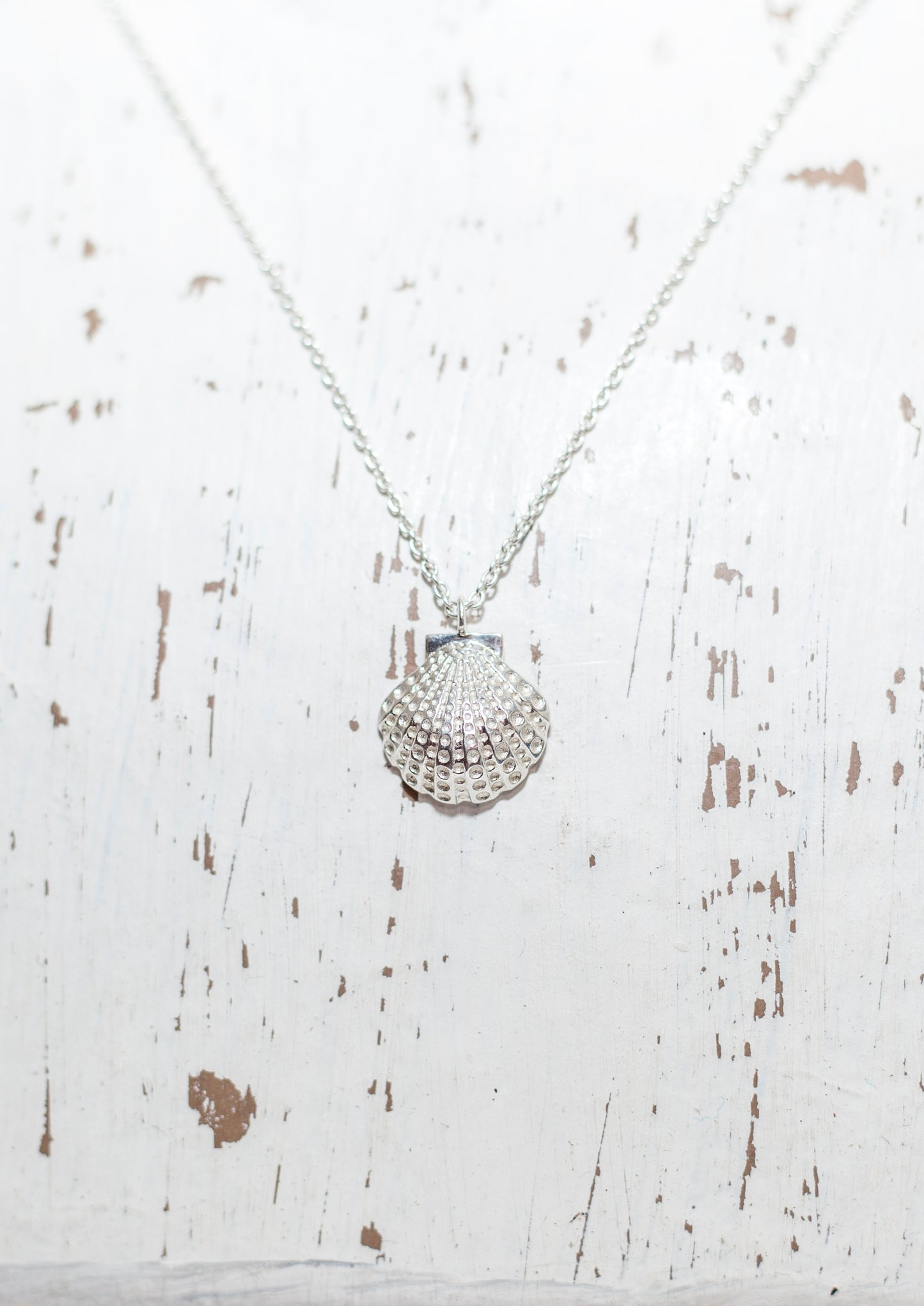 Sterling Silver Oyster Necklace