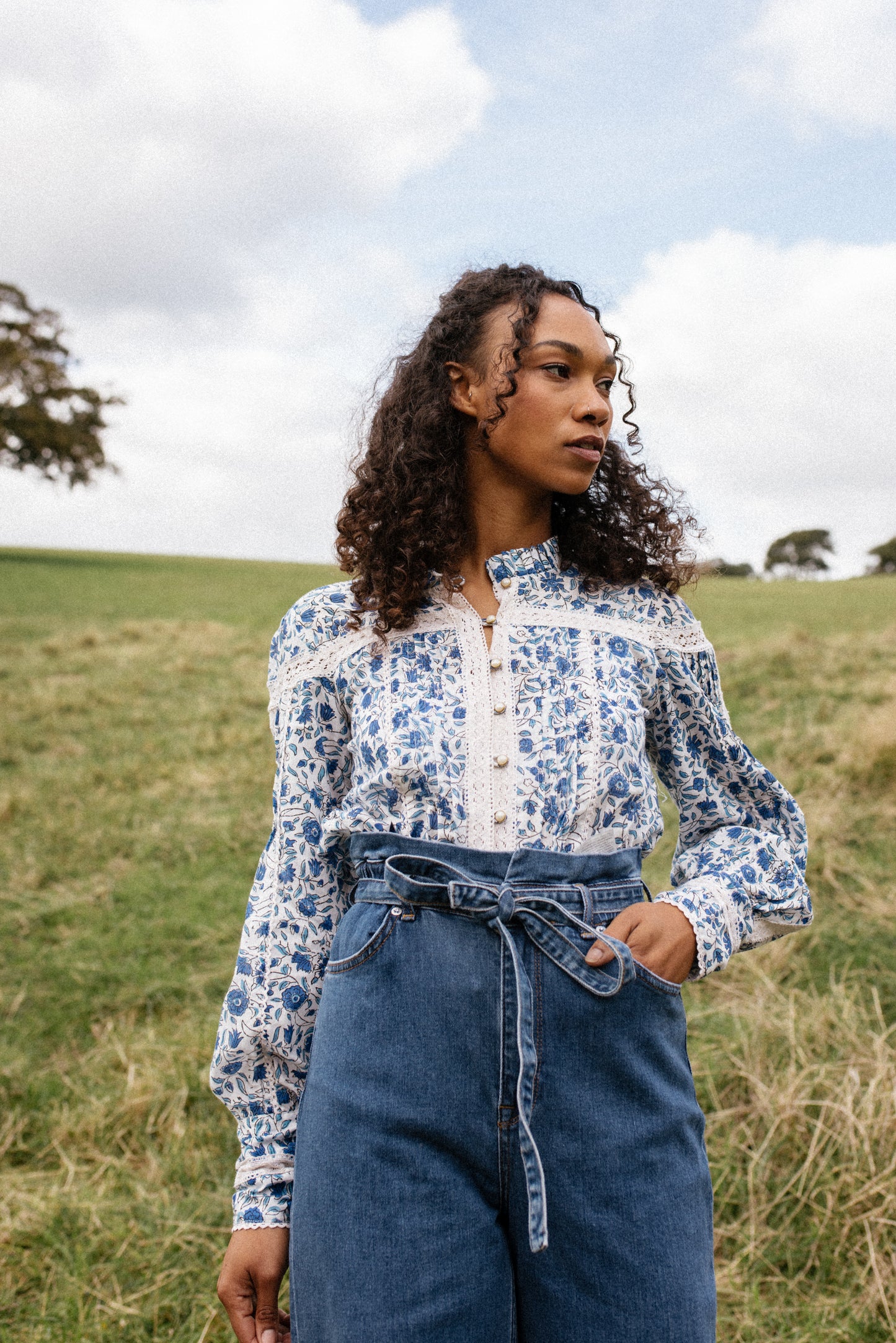 Pearl Blouse in Blue