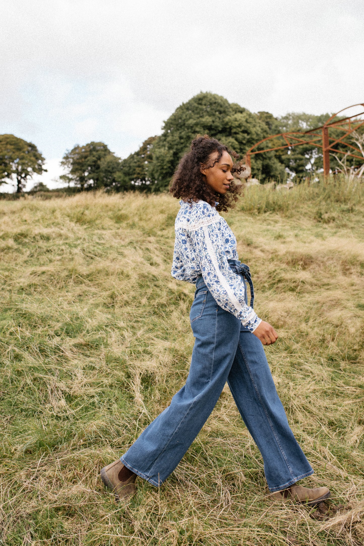 Pearl Blouse in Blue