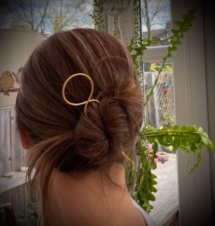 Bella Hair Pin - Loop