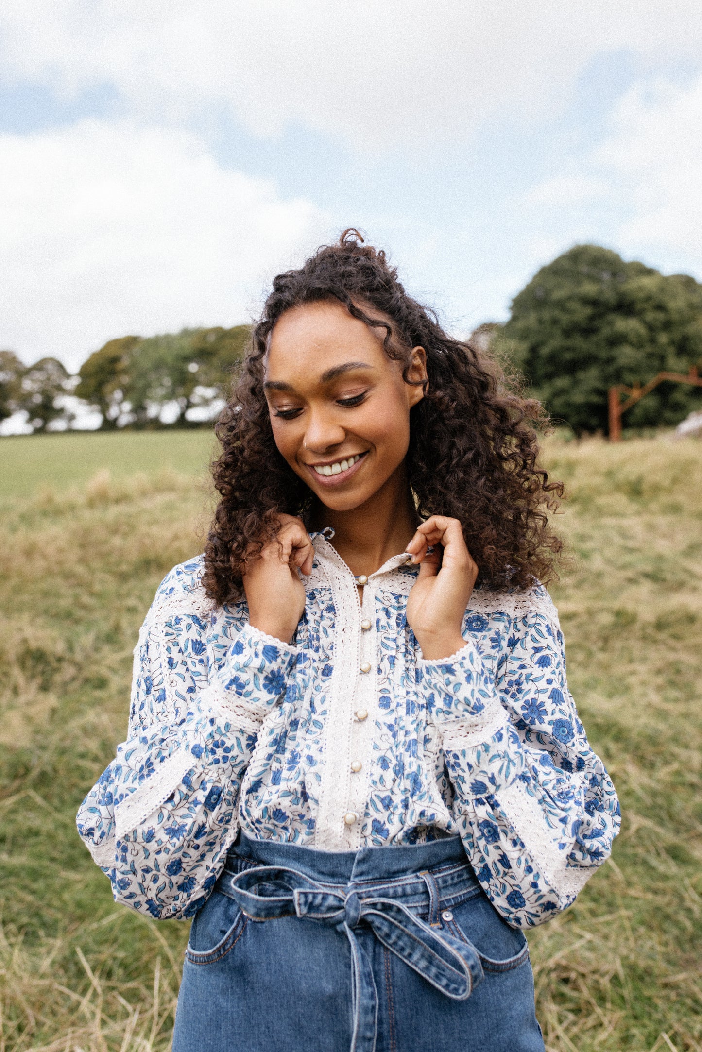 Pearl Blouse in Blue