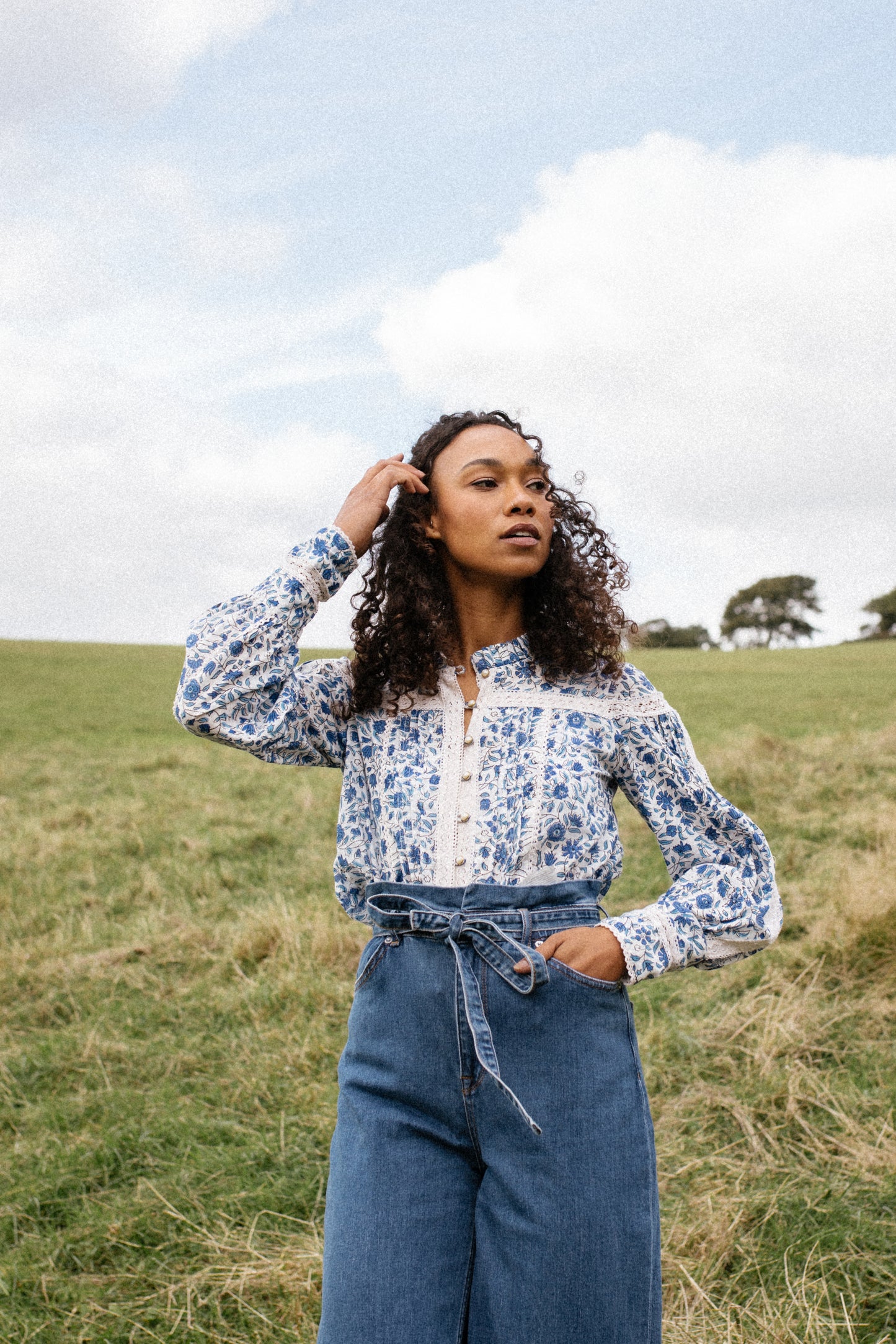 Pearl Blouse in Blue